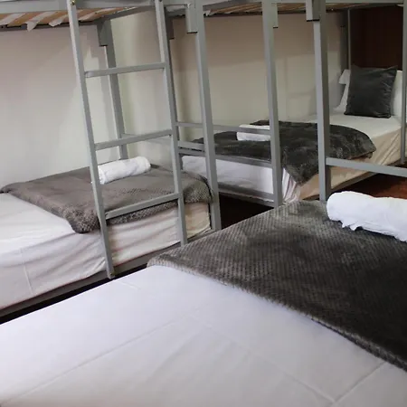 Crew Hostal